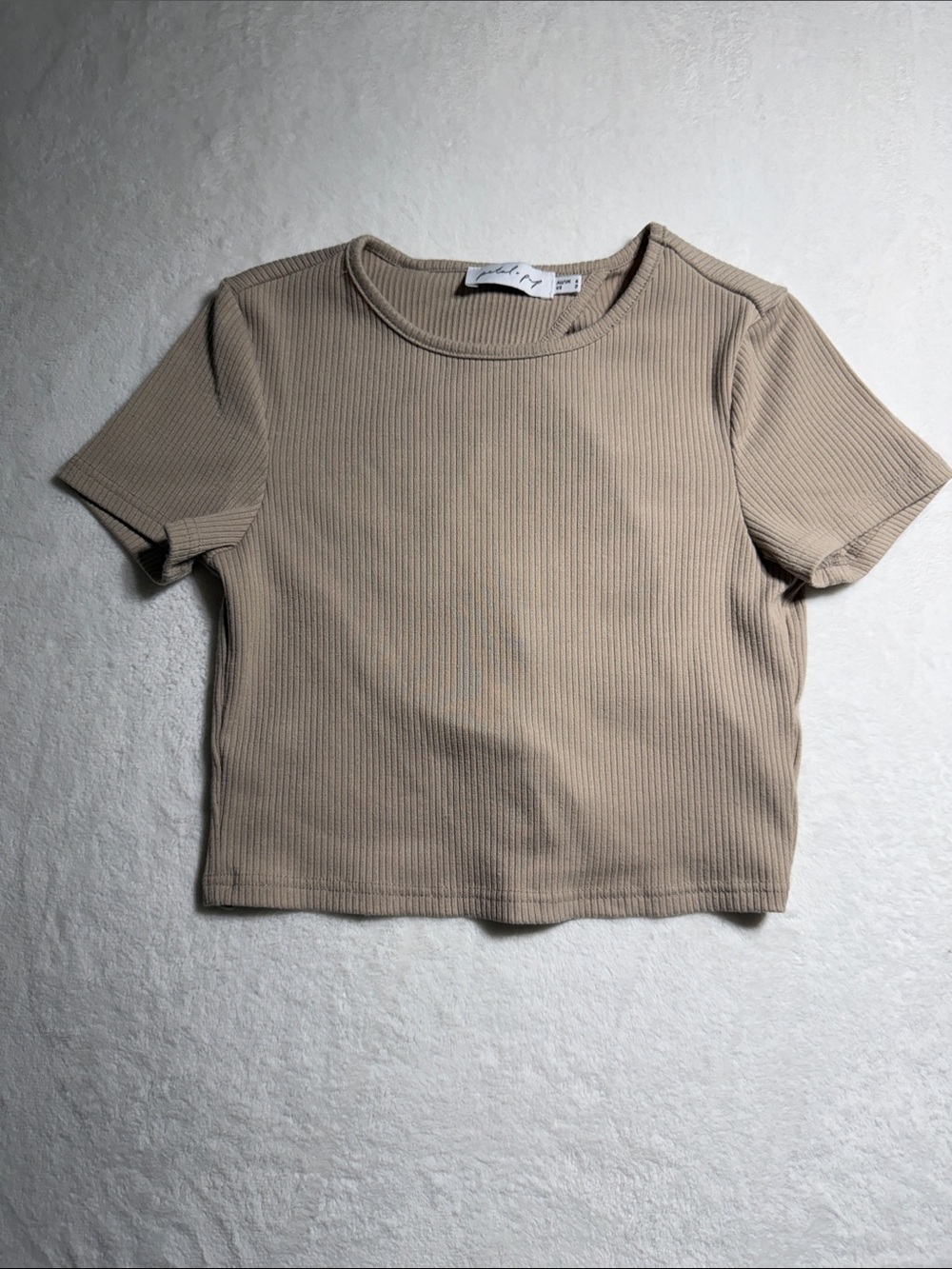 Petal & Pup Ribbed Short Sleeve Crop Top - Taupe